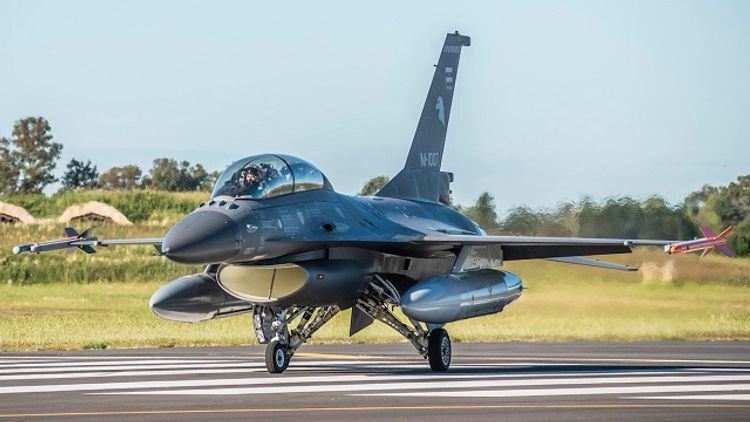 F16 B Argentina 1