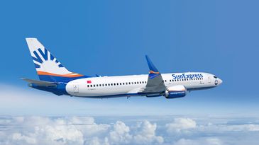 SunExpress Boeing 737-8
